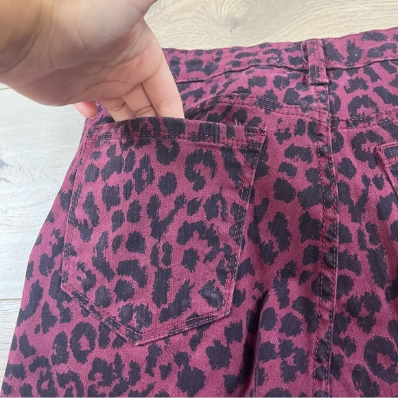Social Standard by Sanctuary Leopard Cheetah Print Maroon and Black Pants Skinny - Picture 11 of 12